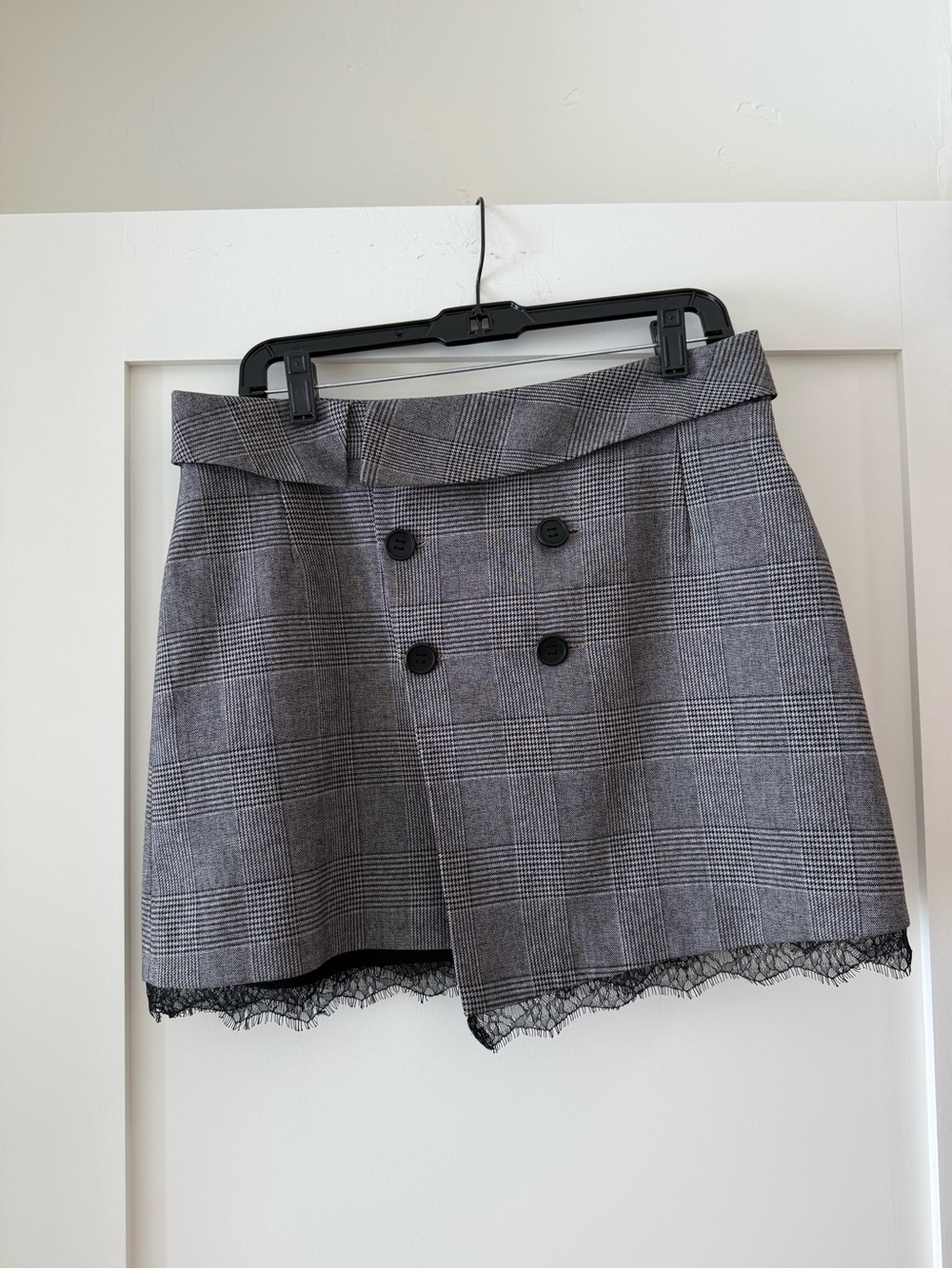 Zara Basic Plaid Double-Breasted Mini Skirt with Lace Trim Sz L